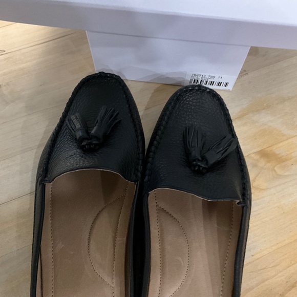 J.JILL  LEATHER MULES WITH TASSELS NEW WITH BOX - Picture 5 of 6